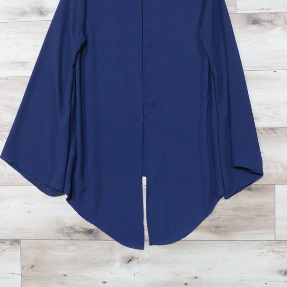 Love Culture* Women's Flared Long Sleeve Pull‎ Over Blouse Size Large~ Navy Blue - Picture 2 of 5